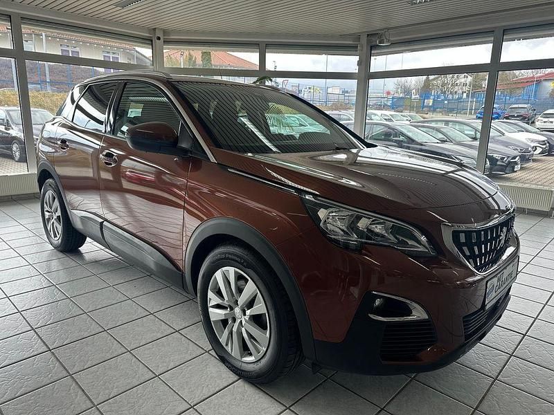 Gebraucht Peugeot 3008 Active 131 PS (96 kW) 2018 Braun SUV