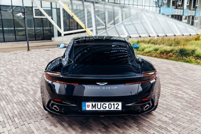 Gebraucht Aston Martin DB12 680 PS (500 kW) 2023 Schwarz