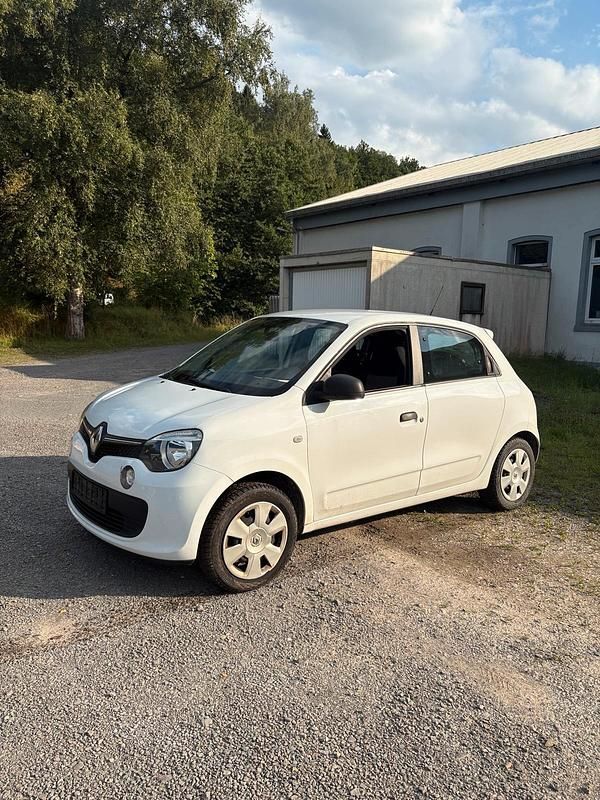 Weiß Gebraucht 2016 Renault Twingo Kleinwagen | 3.200 € (Superpreis) - Bild 1/4