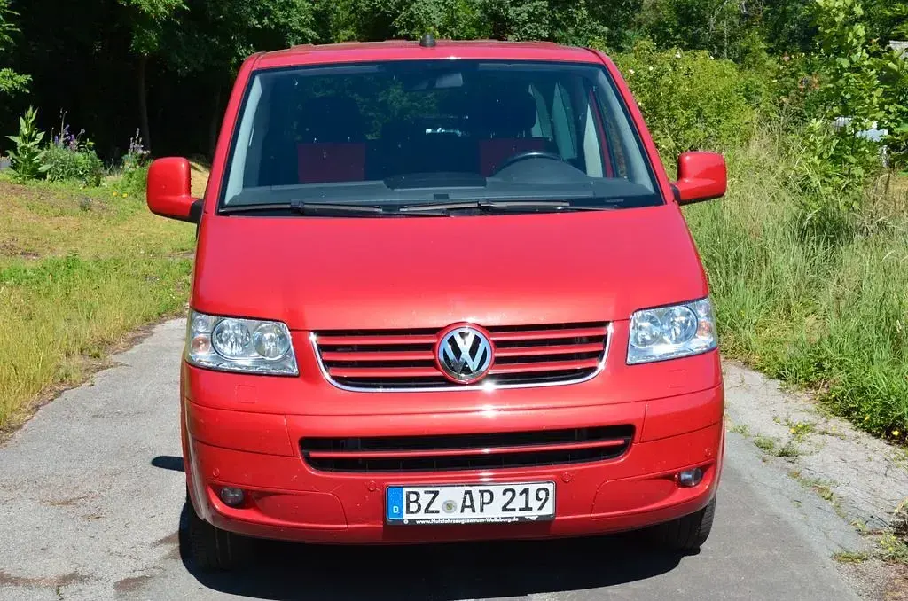 Gebraucht VW Multivan Comfortline 131 PS (96 kW) 2007 Rot Van / Kleinbus