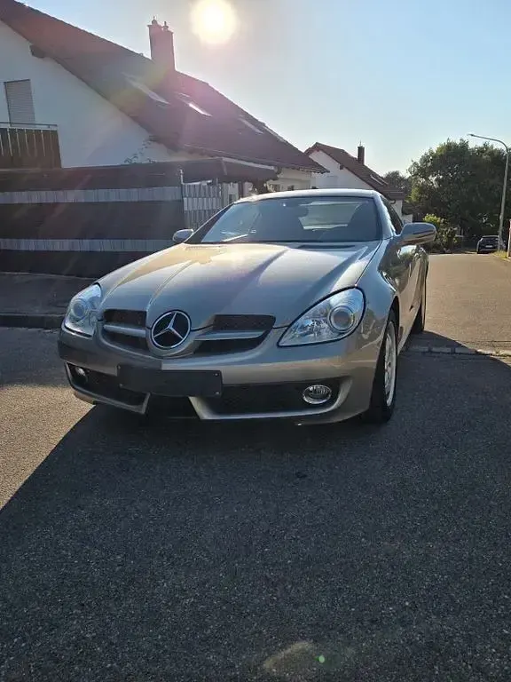 Gebraucht Mercedes SLK200 184 PS (135 kW) 2009 Silber Cabrio