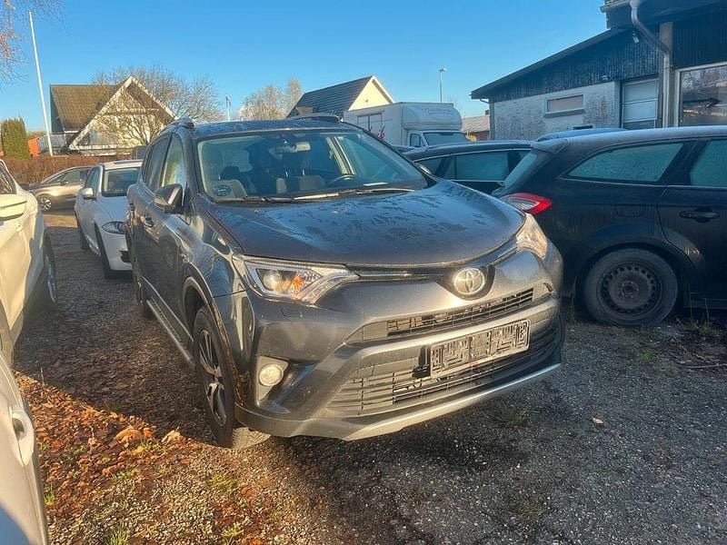 Gebraucht Toyota RAV4 Edition 143 PS (105 kW) 2016 Grau SUV