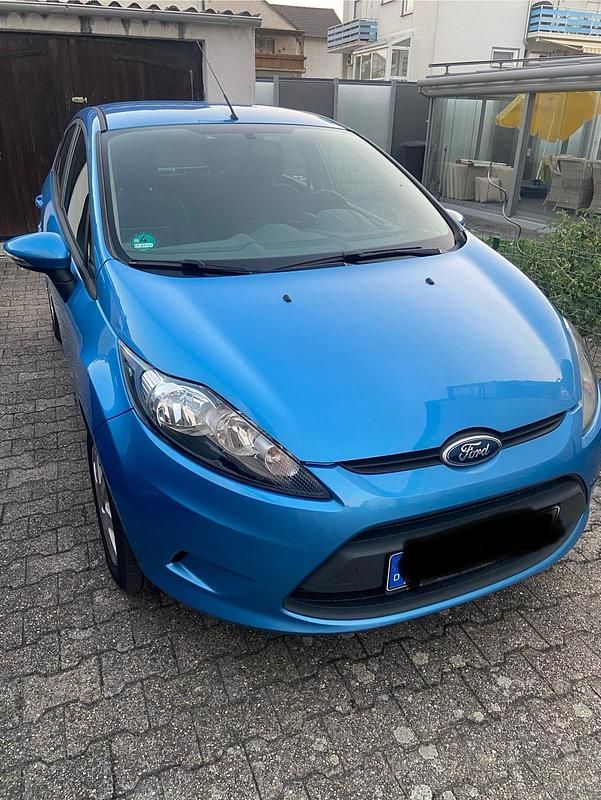 Blau Gebraucht 2010 Ford Fiesta Trend Kleinwagen | 3.500 € (Guter Preis) - Bild 1/4