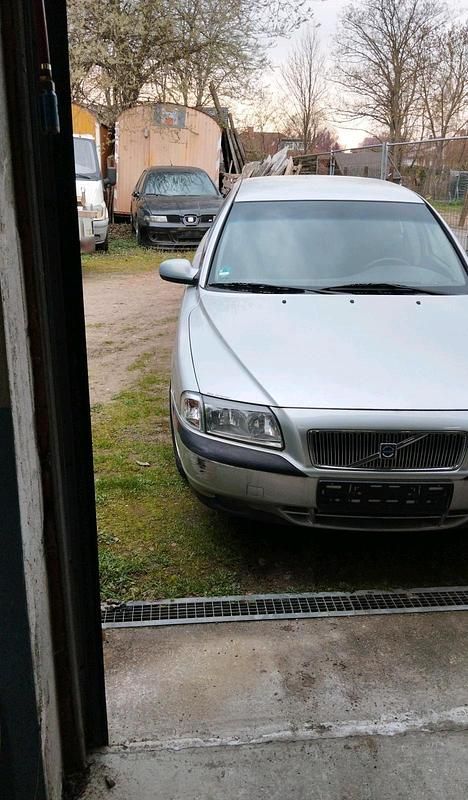 Gebraucht Volvo S80 140 PS (102 kW) 2001 Silber Limousine