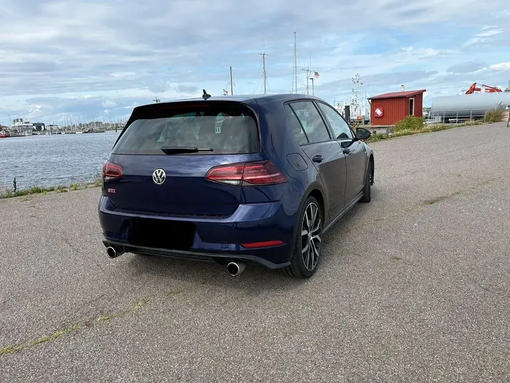 Gebraucht VW Golf VII GTI 245 PS (180 kW) 2018 Blau Limousine