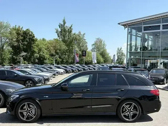 Gebraucht Mercedes C43 AMG AMG 367 PS (269 kW) 2018 Schwarz Kombi
