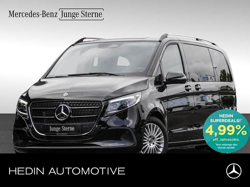 Schwarz Gebraucht 2024 Mercedes V220 Style Van / Kleinbus | 58.905 € (Teuer) - Bild 1/4