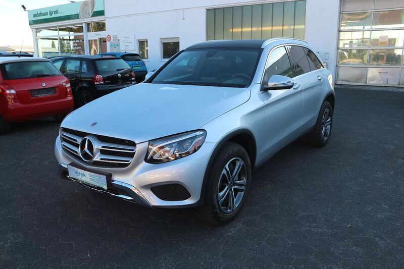 Gebraucht Mercedes GLC300 245 PS (180 kW) 2018 Silber SUV