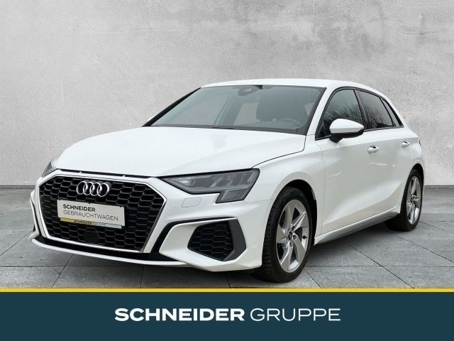Weiss Gebraucht 2024 Audi A3 Sportback S-Line Limousine | 29.690 € (Superpreis) - Bild 1/4