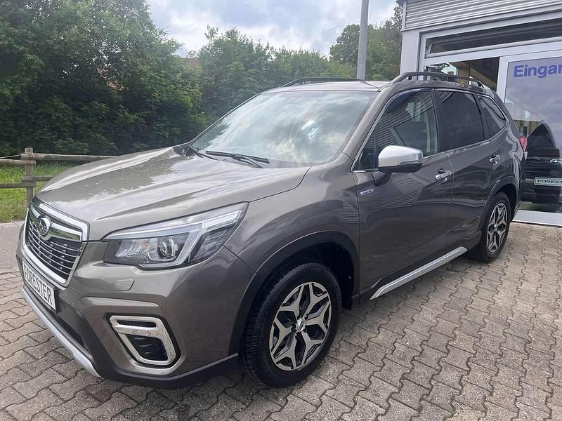 Sepia bronze Gebraucht 2020 Subaru Forester Active SUV | 26.800 € (Teuer) - Bild 1/4