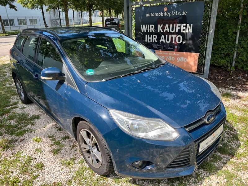 Blau Gebraucht 2013 Ford Focus SYNC Edition Limousine | 3.999 € (Superpreis) - Bild 1/4