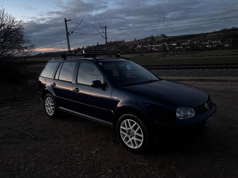 Gebraucht VW Golf IV 131 PS (96 kW) 2003 Blau Kombi