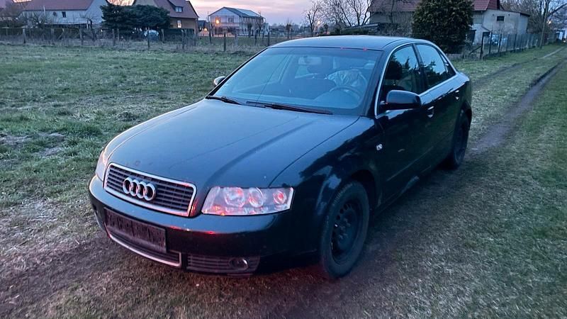 Gebraucht Audi A4 105 PS (77 kW) 2003 Schwarz Limousine