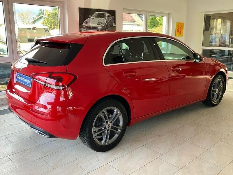 Gebraucht Mercedes A220 Progressive 190 PS (139 kW) 2018 Jupiterrot Limousine
