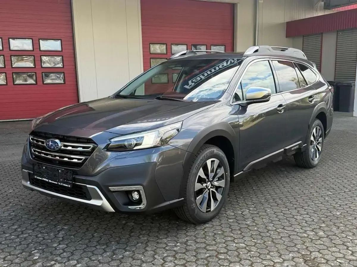 Neu Subaru Outback Platinum 169 PS (124 kW) 2026 Magnetite gray (m) Kombi