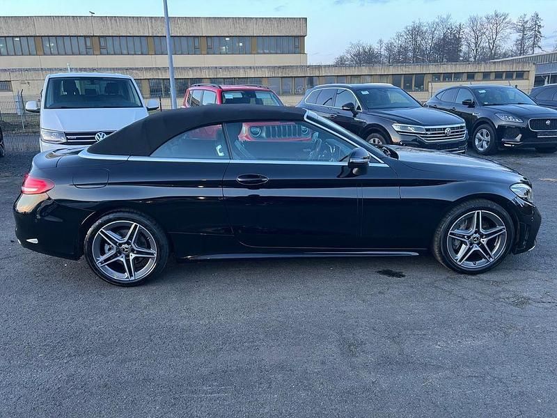 Gebraucht Mercedes C200 AMG 197 PS (144 kW) 2020 Schwarz Cabrio