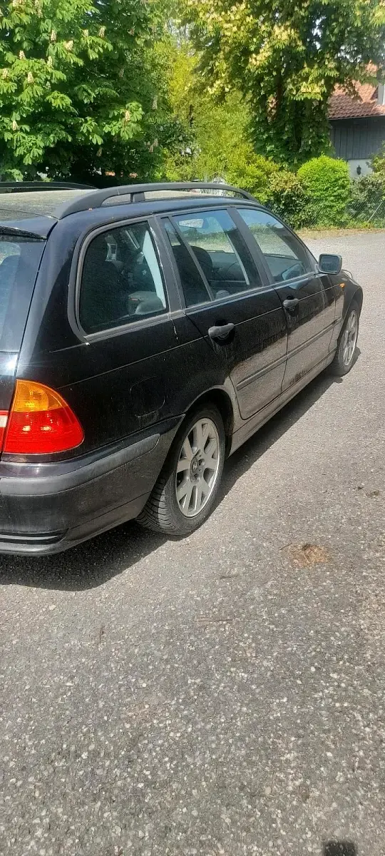 Używany BMW 320 150 KM (110 kW) 2002 Czarny Kombi