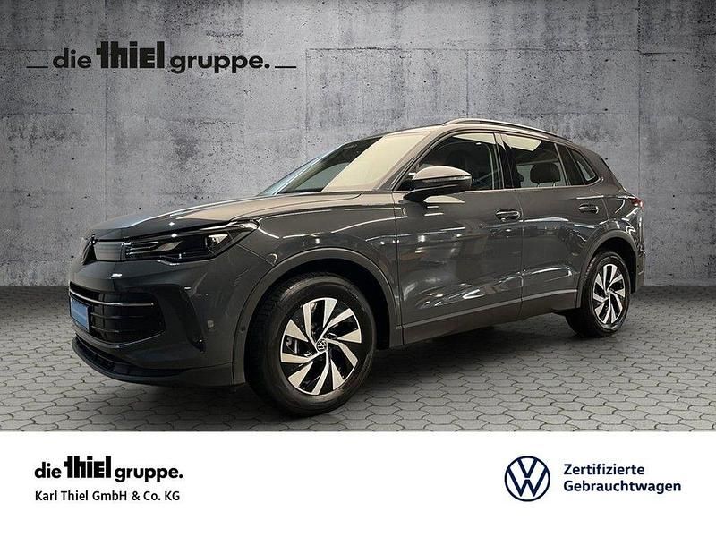 Grau Gebraucht 2024 VW Tiguan R SUV | 37.390 € (Superpreis) - Bild 1/4