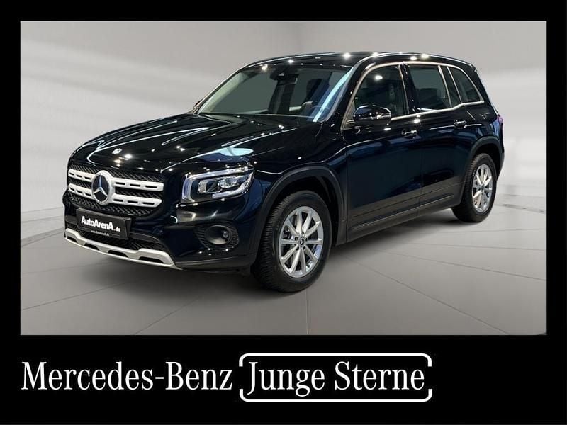 Schwarz Gebraucht 2020 Mercedes GLB220 AMG SUV | 29.989 € - Bild 1/4