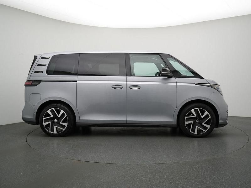 Gebraucht VW ID. Buzz Pro 150 kW (204 PS) 2023 Grau / monosilber Van / Kleinbus