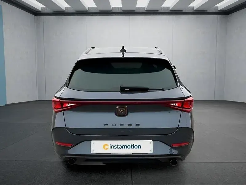 Gebraucht Cupra Leon VZ 245 PS (180 kW) 2023 Grau Kleinwagen