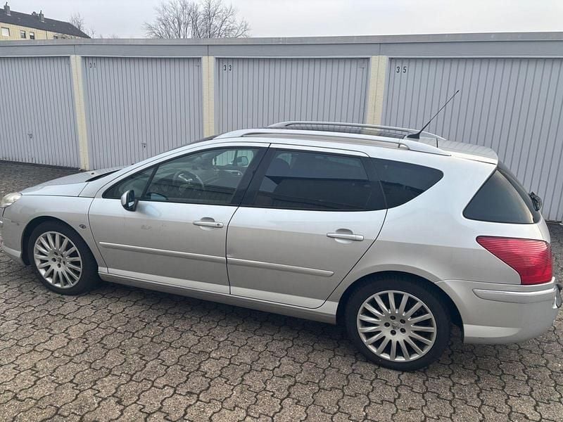 Gebraucht Peugeot 407 204 PS (150 kW) 2008 Silber Kombi