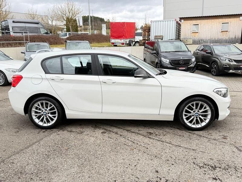 Gebraucht BMW 116 Advantage 116 PS (85 kW) 2018 Weiß Kleinwagen