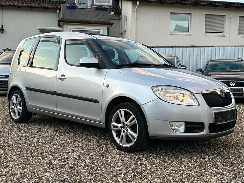 Silber Gebraucht 2008 Skoda Roomster Comfort Kombi | 5.390 € (Teuer) - Bild 1/4