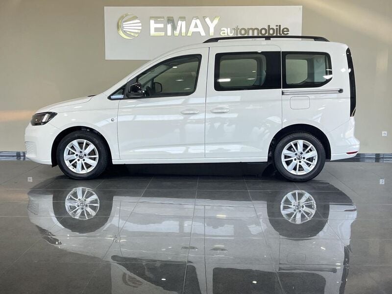 Candyweiß Gebraucht 2021 VW Caddy Life Van / Kleinbus | 23.989 € (Fairer Preis) - Bild 1/4