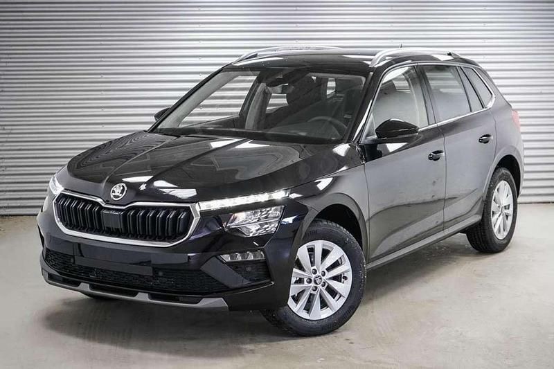 Neu Skoda Kamiq Selection 116 PS (85 kW) 2025 Black magic metallic (1z) SUV