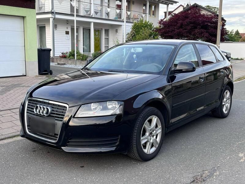 Schwarz Gebraucht 2010 Audi A3 Kleinwagen | 3.900 € (Guter Preis) - Bild 1/4