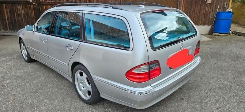 Gebraucht Mercedes E430 Avantgarde 279 PS (205 kW) 2001 Silber Limousine