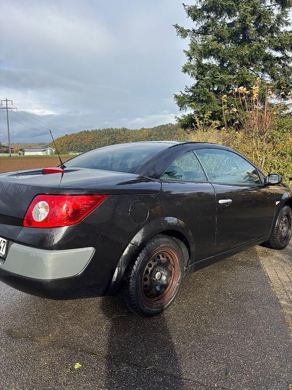 Gebraucht Renault Mégane Cabriolet Authentique 111 PS (81 kW) 2008 Schwarz Cabrio
