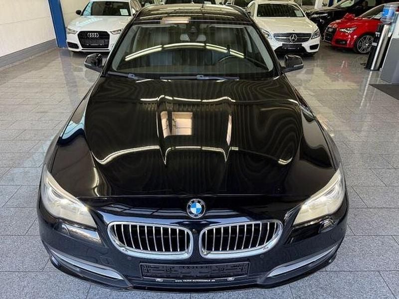 Gebraucht BMW 520 Comfort Edition 190 PS (139 kW) 2015 Schwarz Limousine