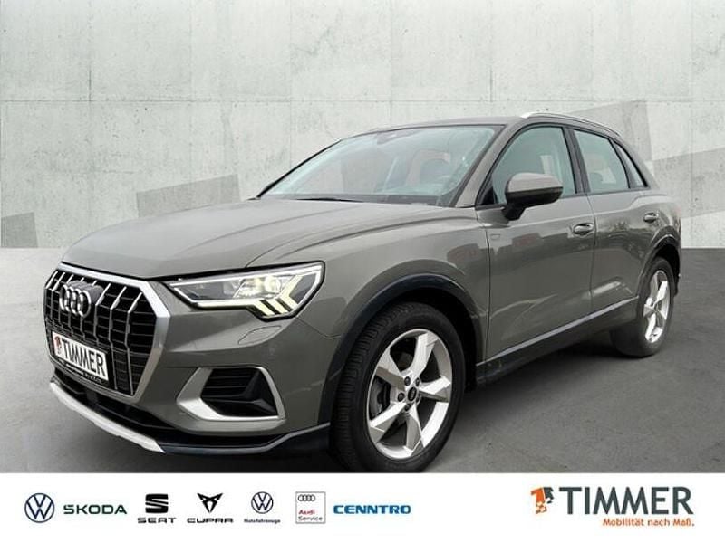 Chronosgrau metallic Gebraucht 2022 Audi Q3 Advanced SUV | 29.990 € (Guter Preis) - Bild 1/4