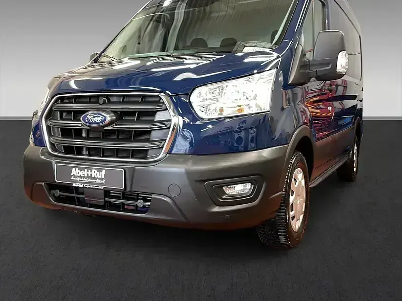 Gebraucht Ford Transit Trend 131 PS (96 kW) 2021 Blau Limousine
