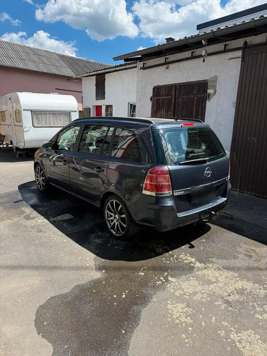 Gebraucht Opel Zafira 140 PS (102 kW) 2006 Blau Van / Kleinbus