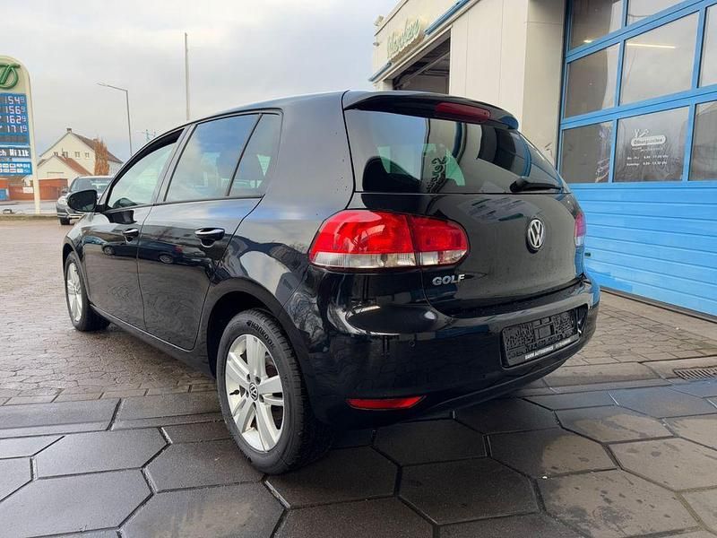 Gebraucht VW Golf VI Match 80 PS (58 kW) 2012 Schwarz Kleinwagen