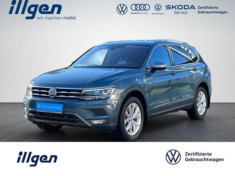 Blau / petroleum blue (metallic) Gebraucht 2021 VW Tiguan Allspace Highline SUV | 30.911 € (Fairer Preis) - Bild 1/4