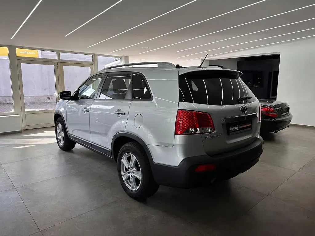 Gebraucht Kia Sorento 174 PS (127 kW) 2011 Silber SUV