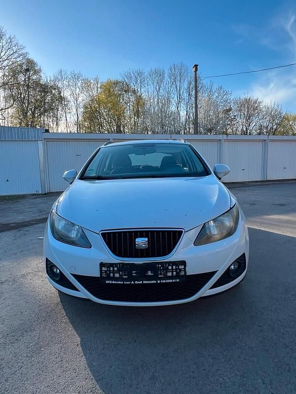 Gebraucht Seat Ibiza ST 105 PS (77 kW) 2012 Weiß Kombi