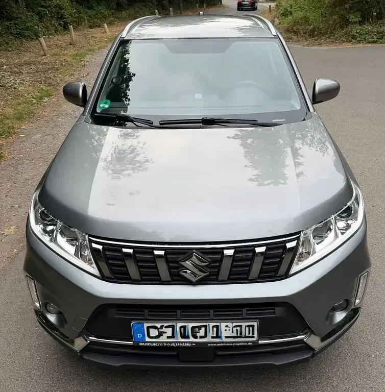 Gebraucht Suzuki Vitara Comfort 140 PS (102 kW) 2019 Grau SUV