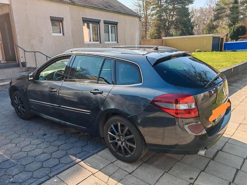 Gebraucht Renault Laguna III GT 150 PS (110 kW) 2011 Grau Kombi