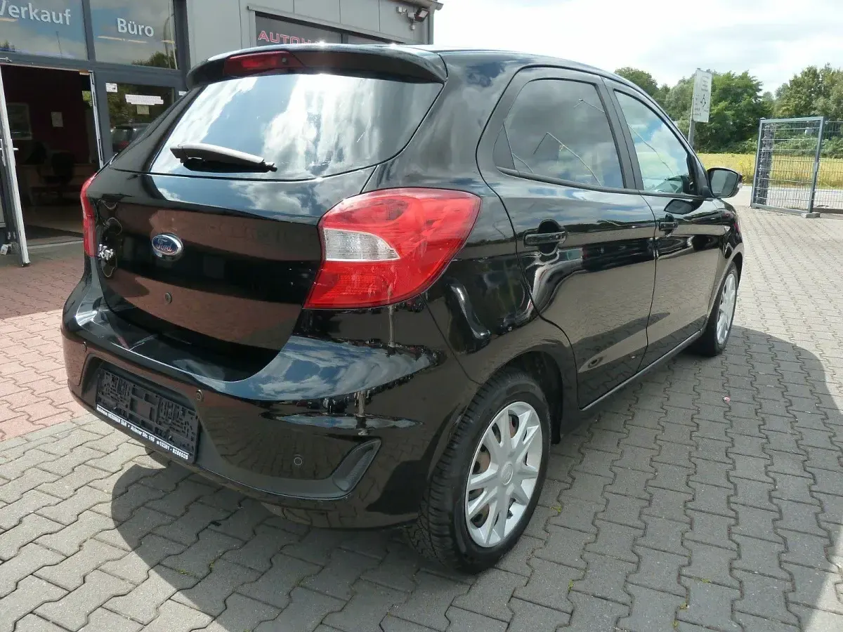 Gebraucht Ford Ka Plus Cool & Connect 86 PS (63 kW) 2019 Schwarz Kleinwagen
