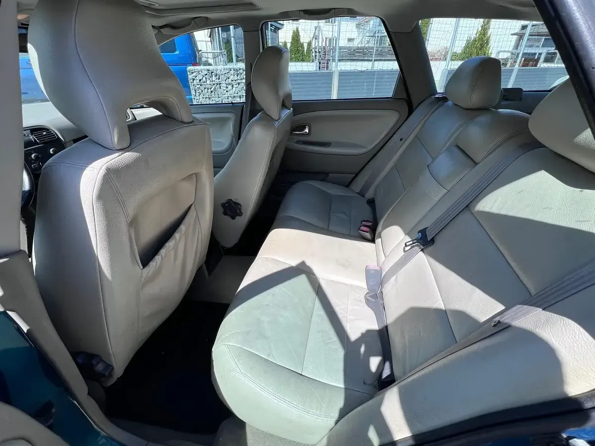 Gebraucht Volvo V40 122 PS (89 kW) 2002 Kombi