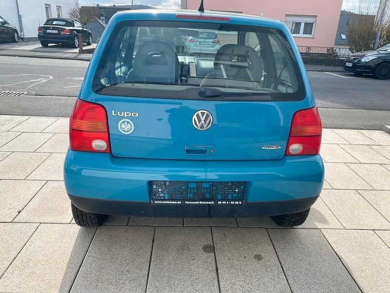 Gebraucht VW Lupo 60 PS (44 kW) 2003 Blau Kleinwagen