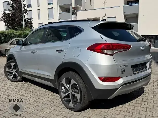 Gebraucht Hyundai Tucson Premium 177 PS (130 kW) 2017 Platinum silver SUV