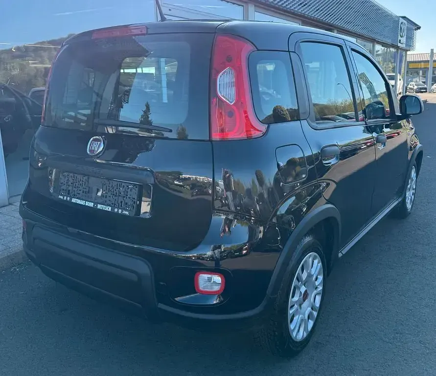 Gebraucht Fiat Panda Pop 69 PS (50 kW) 2023 Schwarz Kleinwagen