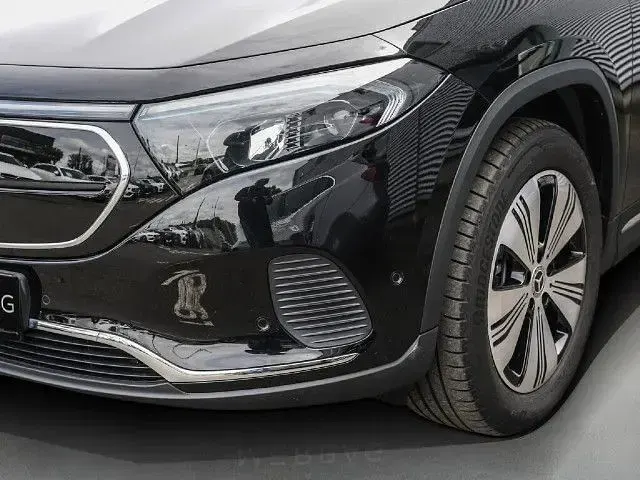 Gebraucht Mercedes EQA250 139 kW (190 PS) 2024 SUV