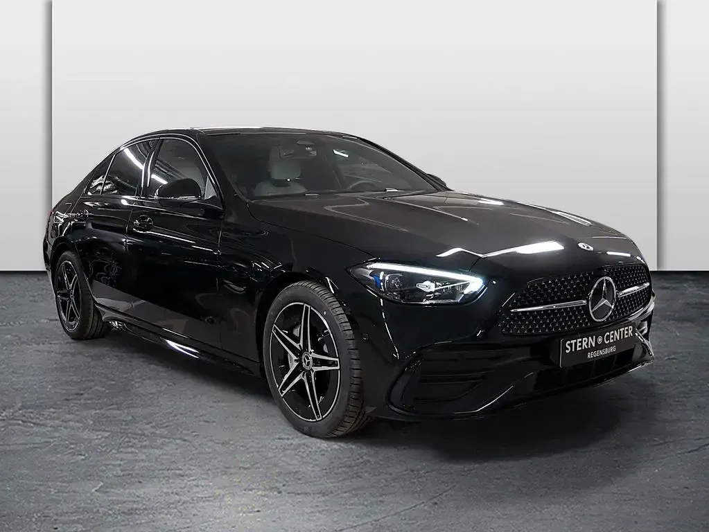 Gebraucht Mercedes C180 AMG 170 PS (125 kW) 2026 Schwarz Limousine